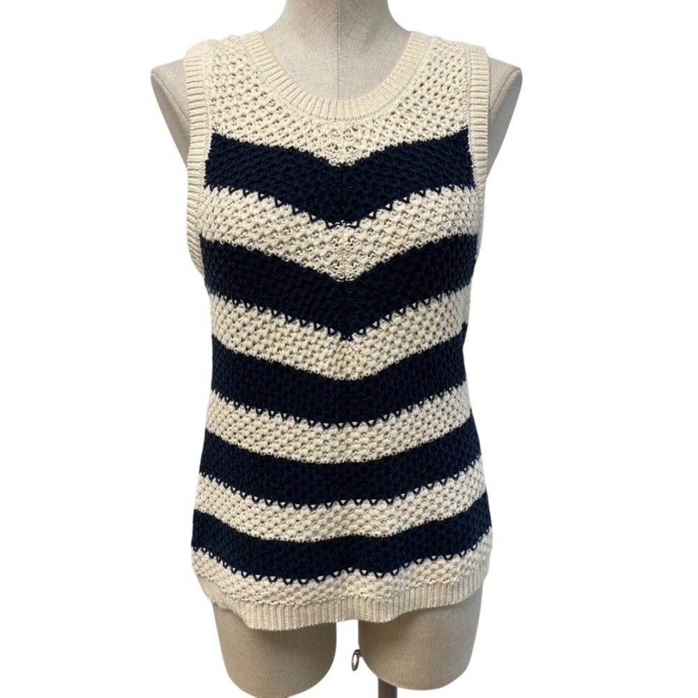 Evereve Knit Tank Top Womens Large Navy Cream Chevron Stripe SS22SUM06-E